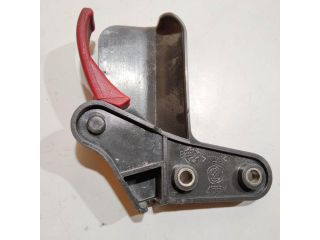 bontott FIAT 500 Motorháztető Nyitó Kar / Gomb