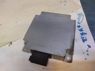 bontott FIAT 500 Rádió Zavarszűrő