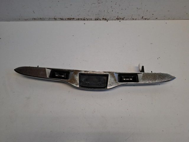 bontott FIAT 500 Rendszámtábla Világítás Keret