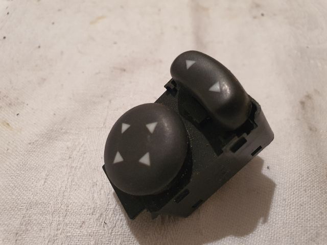 bontott FIAT 500 Tükör Kapcsoló