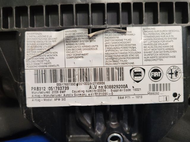 bontott FIAT 500 Utasoldali Légzsák