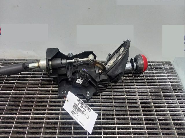 bontott FIAT 500 Váltógomb