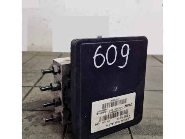 bontott FIAT 500L ABS Kocka