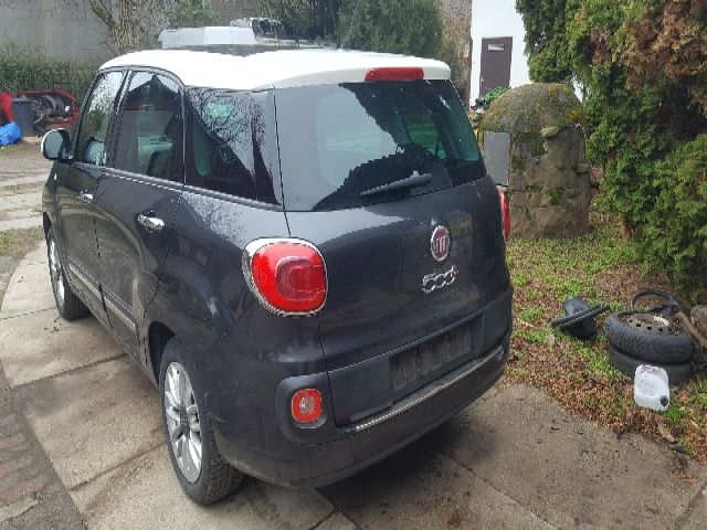 bontott FIAT 500L Generátor