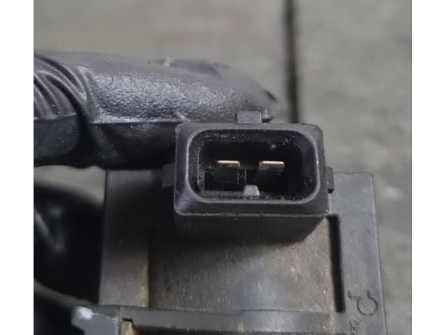 bontott FIAT 500L Turbó Vákum Szelep