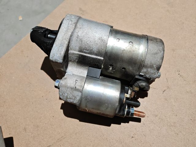 bontott FIAT 500L Önindító