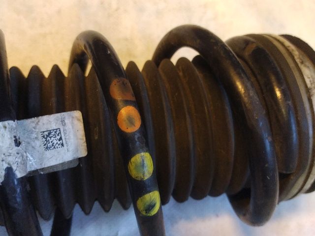 bontott FIAT 500L Jobb első Gólyaláb (Lengécsillapító, Rugó)