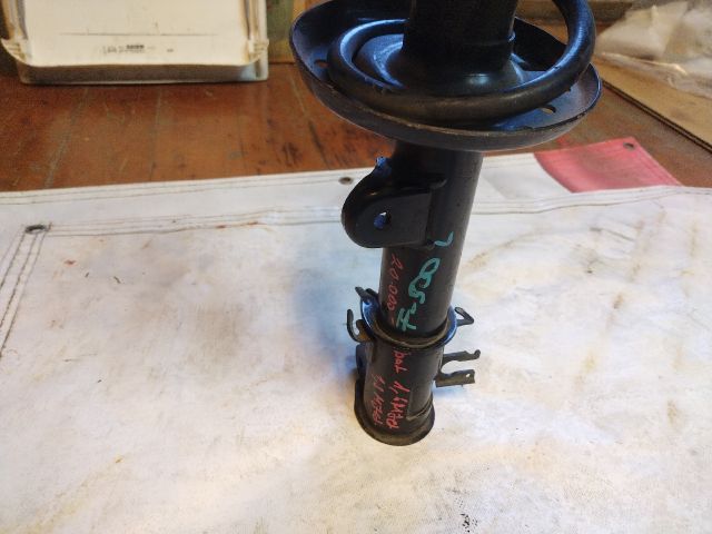 bontott FIAT 500L Jobb első Gólyaláb (Lengécsillapító, Rugó)