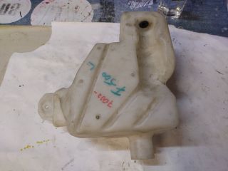 bontott FIAT 500L Ablakmosó Tartály