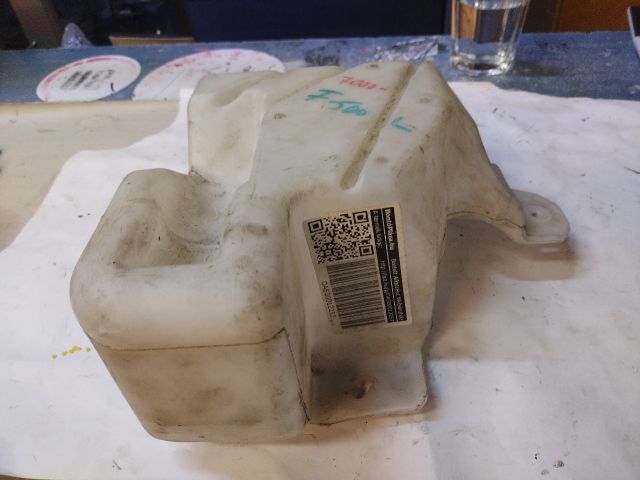 bontott FIAT 500L Ablakmosó Tartály