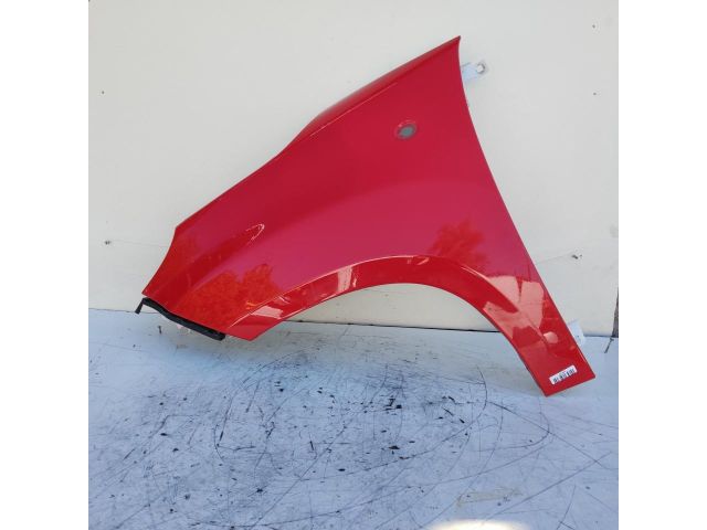 bontott FIAT 500L Bal első Sárvédő