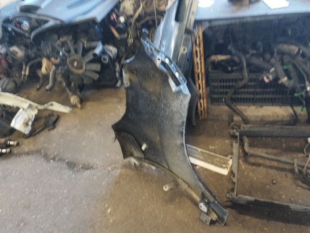 bontott FIAT 500L Bal első Sárvédő