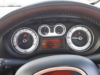 bontott FIAT 500L Bal hátsó Belső Küszöb Burkolat