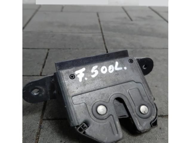 bontott FIAT 500L Csomagtérajtó Zárszerkezet