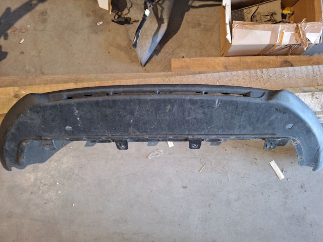 bontott FIAT 500L Első Lökhárító Alsó (Műanyag)