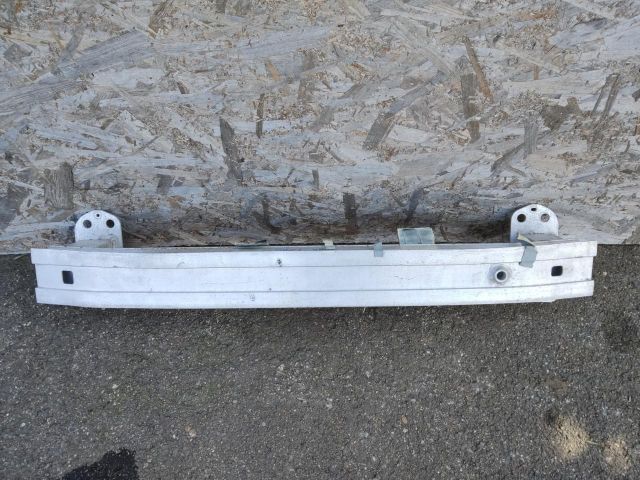 bontott FIAT 500L Első Lökhárító Merevítő (Fém)