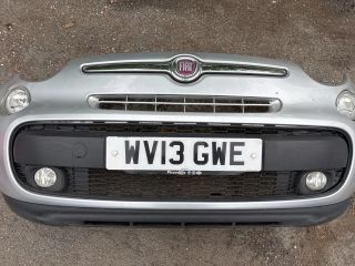 bontott FIAT 500L Első Lökhárító (Részeivel)