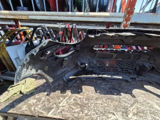 bontott FIAT 500L Első Lökhárító (Üresen)