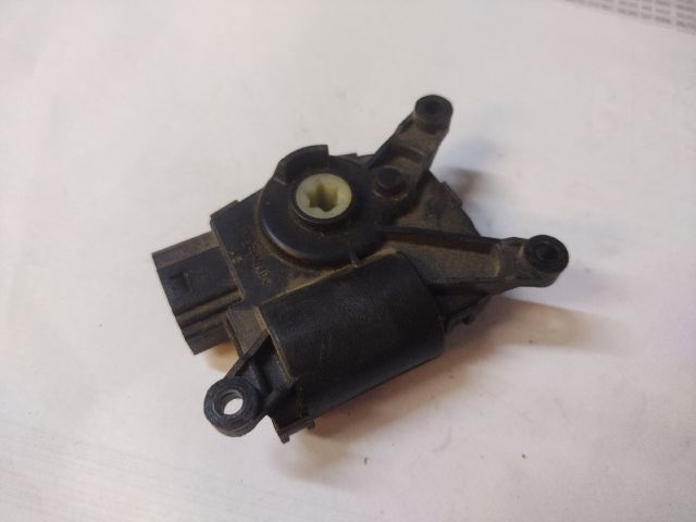 bontott FIAT 500L Fűtés Állító Motor