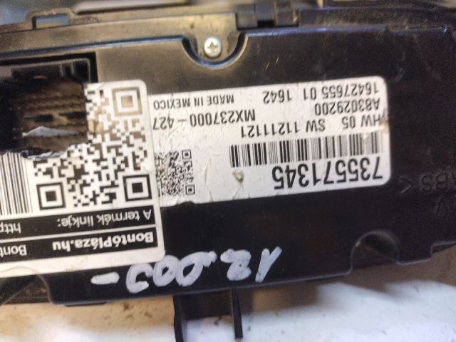 bontott FIAT 500L Fűtéskapcsoló (digit klímás)