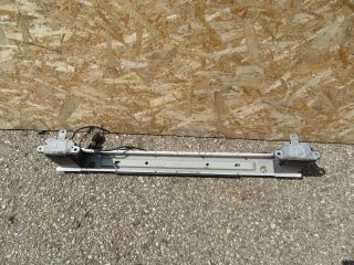 bontott FIAT 500L Hátsó Lökhárító Merevítő (Fém)