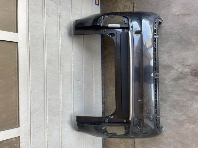 bontott FIAT 500L Hátsó Lökhárító (Üresen)