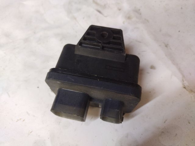 bontott FIAT 500L Izzító Relé