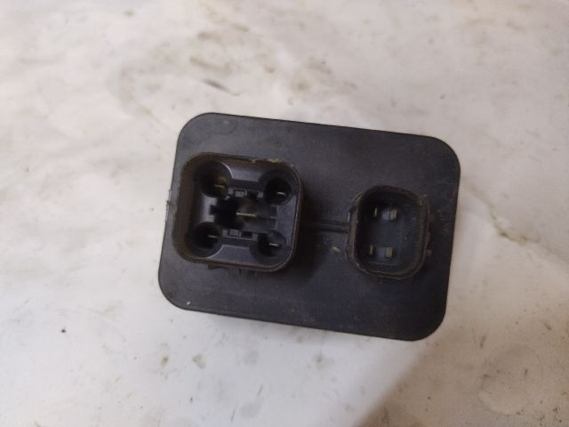 bontott FIAT 500L Izzító Relé