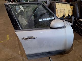 bontott FIAT 500L Jobb első Ajtó (Részeivel)