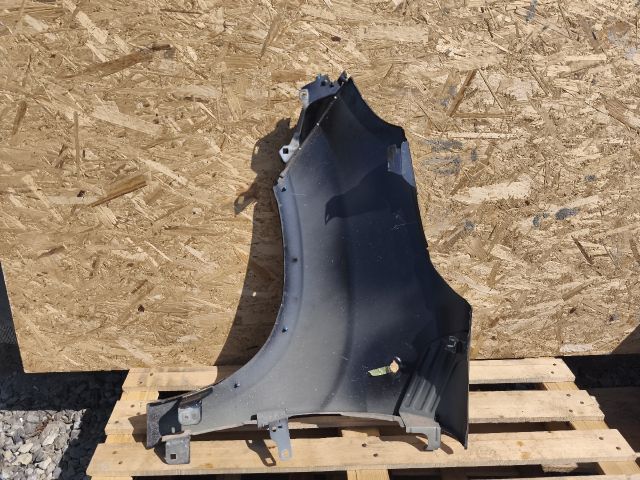 bontott FIAT 500L Jobb első Sárvédő