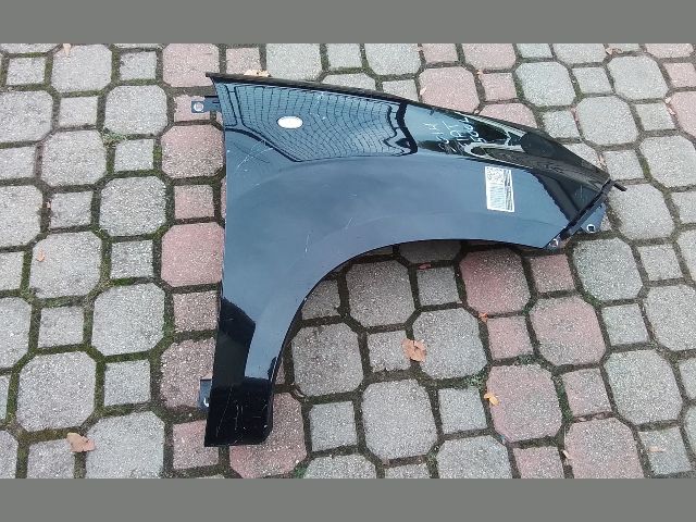 bontott FIAT 500L Jobb első Sárvédő