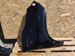 bontott FIAT 500L Jobb első Sárvédő