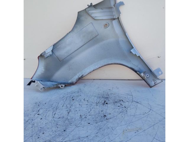 bontott FIAT 500L Jobb első Sárvédő