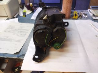 bontott FIAT 500L Jobb Fényszóró