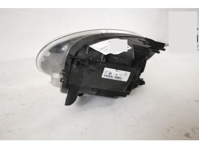 bontott FIAT 500L Jobb Fényszóró