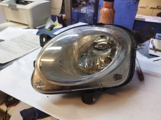 bontott FIAT 500L Jobb Fényszóró