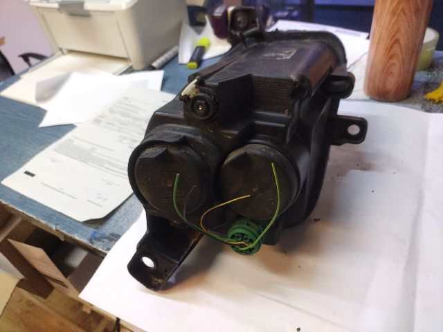 bontott FIAT 500L Jobb Fényszóró