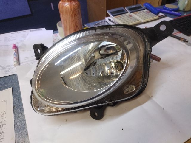 bontott FIAT 500L Jobb Fényszóró