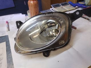 bontott FIAT 500L Jobb Fényszóró