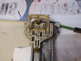 bontott FIAT 500L Jobb hátsó Ablakemelő Szerkezet (Elektromos)