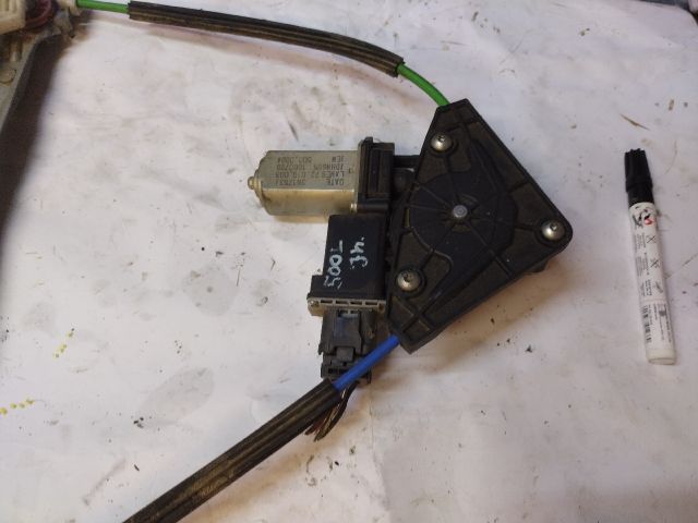 bontott FIAT 500L Jobb hátsó Ablakemelő Szerkezet (Elektromos)