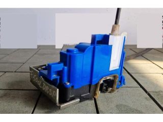 bontott FIAT 500L Jobb hátsó Ajtózár