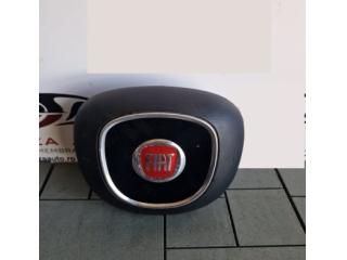 bontott FIAT 500L Kormánylégzsák