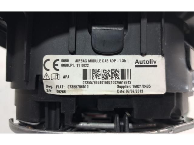 bontott FIAT 500L Kormánylégzsák