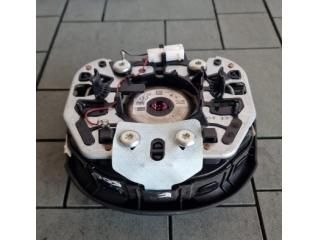 bontott FIAT 500L Kormánylégzsák