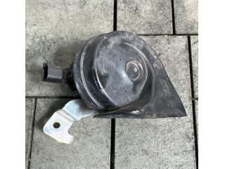 bontott FIAT 500L Kürt