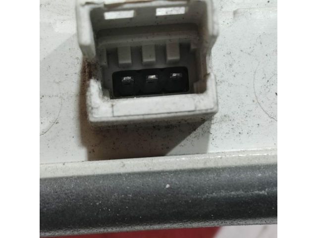 bontott FIAT 500L Pótféklámpa