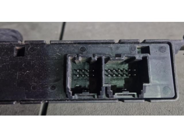 bontott FIAT 500L Tolatóradar Elektronika