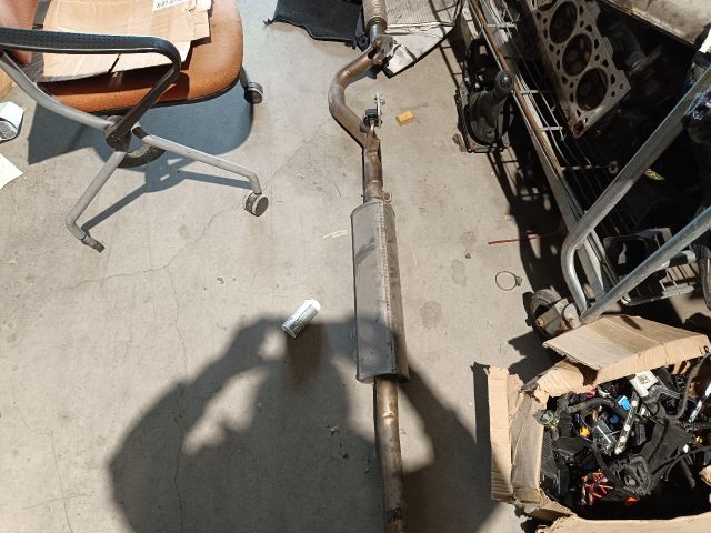 bontott FIAT 500X Középső Kipufogó Dob