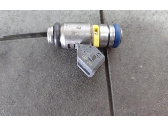 bontott FIAT 500X Porlasztó (1 db)